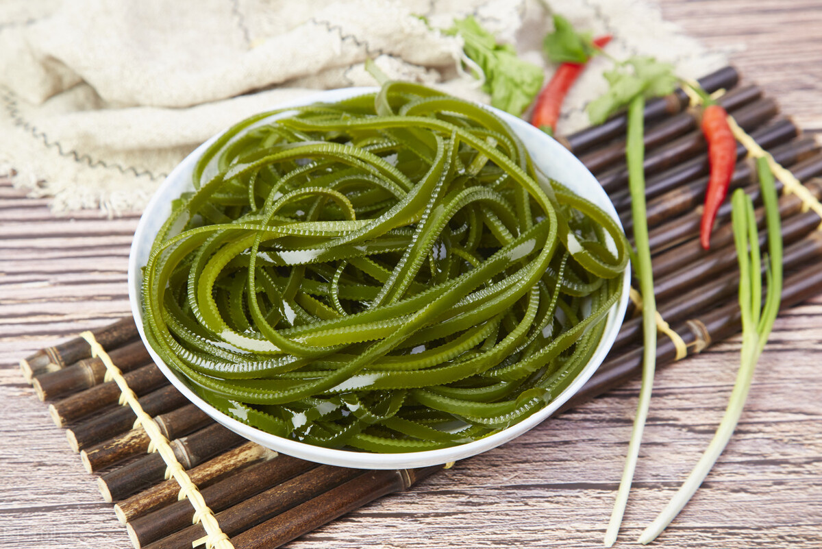 减肥宵夜菜谱_负卡路里食物推荐_减肥低热量蔬菜