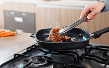 如何煎牛排又嫩又好吃_牛排中的意面怎么吃_煎牛排用大火还是小火