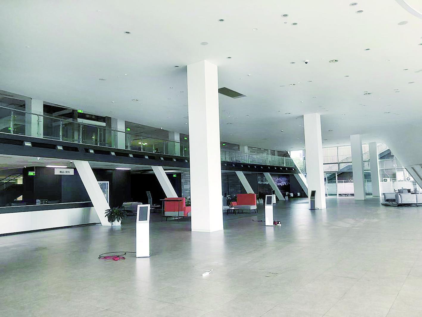 4s店售后接待工资多少_奥迪4S店关门停业 车主维权 首付月供提不到车