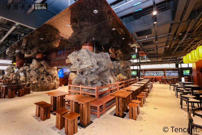 和丰楼豫园食集_焕新东方美学小吃广场_东方宝泰购物广场美食