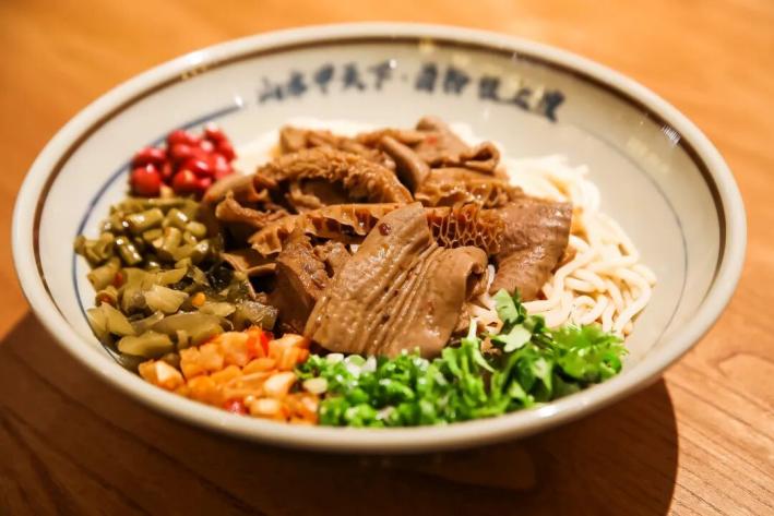 东方宝泰购物广场美食_焕新东方美学小吃广场_和丰楼豫园食集