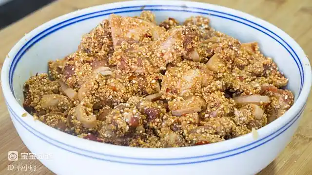 粉蒸肉 家常做法 五花肉红薯粉蒸肉_蒸出来的美味