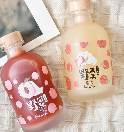 美食女孩礼物推荐_给女朋友买一箱零食_网红零食礼盒