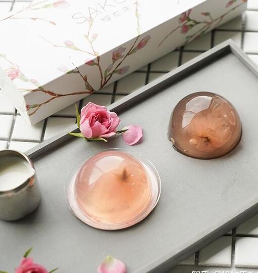 网红零食礼盒_给女朋友买一箱零食_美食女孩礼物推荐