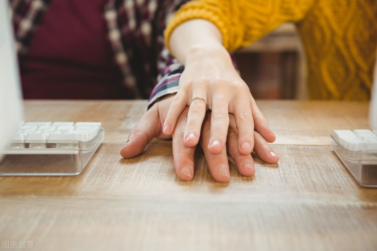 女神爱吃三只松鼠坚果大礼包_七夕送女友零食_给女朋友买一箱零食