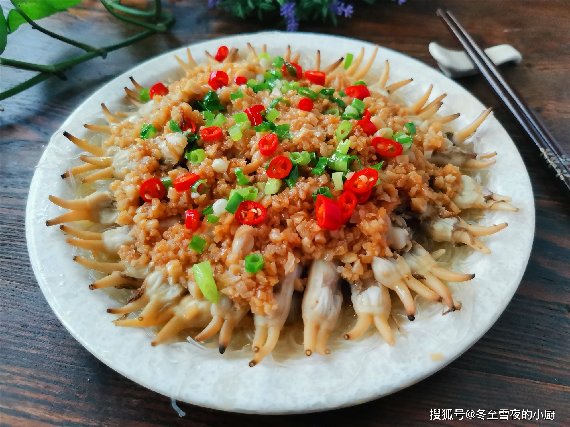 贝类海鲜菜谱做法_小葱拌花蛤蒜蓉蒸生蚝做法_贝壳类海鲜怎么吃