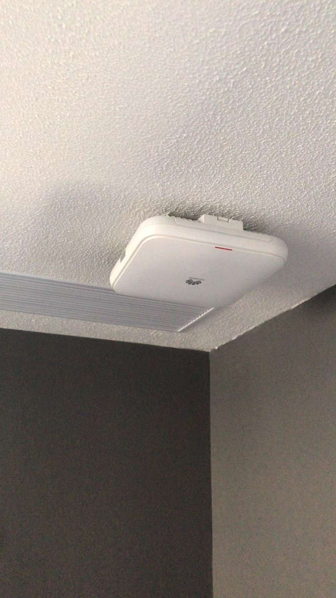 宽带猫安装_老小区宽带问题_宽带卡顿原因