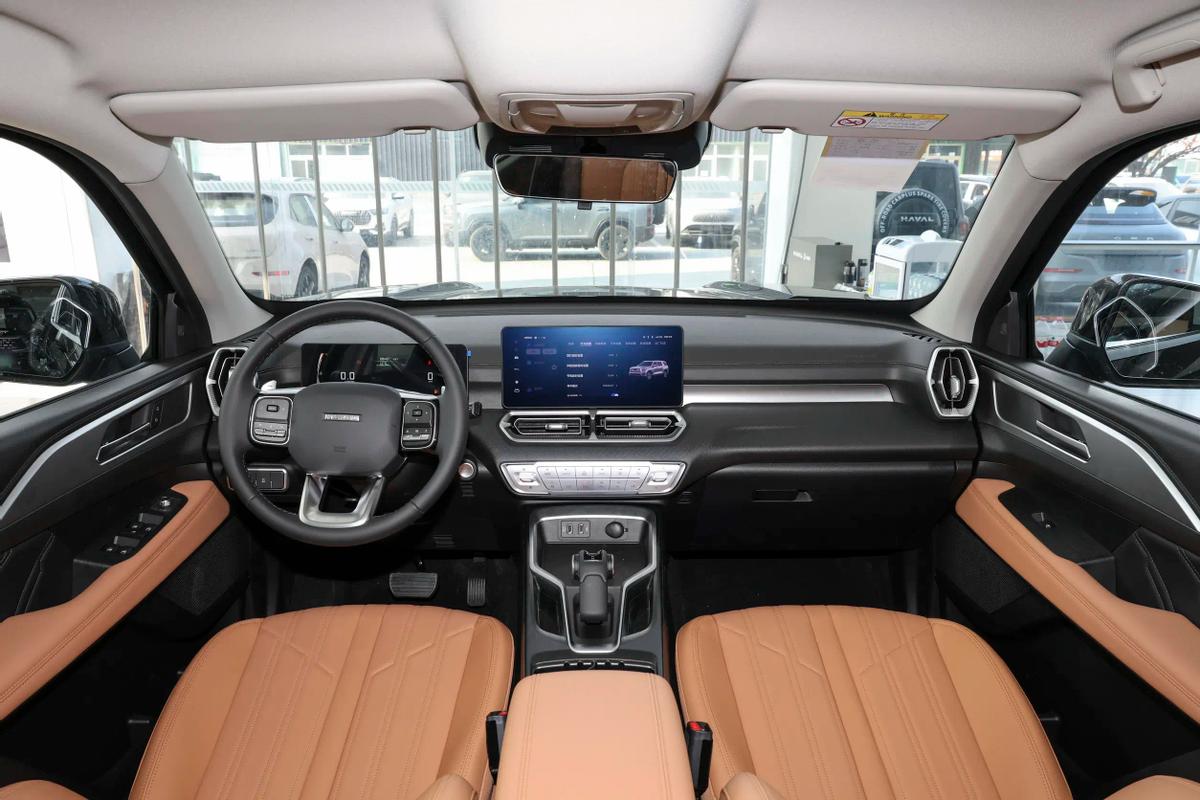 哈弗h5四驱价位_哈弗H5黑化设计_2025款哈弗H5上市