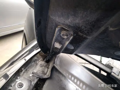 二手帕萨特检测_新车价帕萨特领驭1.8t_帕萨特二手车评估