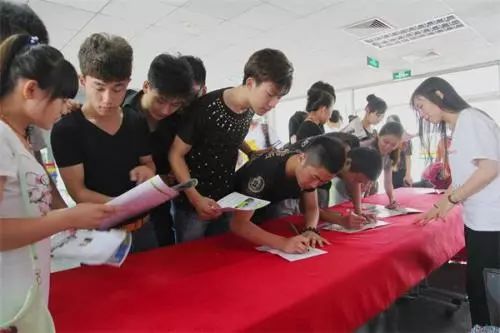 商丘市区小学初中招生时间及条件_商丘中学高中学费_商丘市区义务教育阶段学校招生