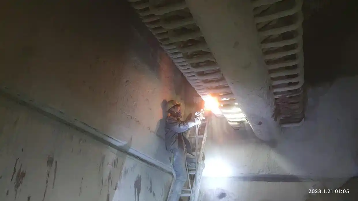 省煤器泄露抢修_电厂机组锅炉检修稿件_春节锅炉抢修