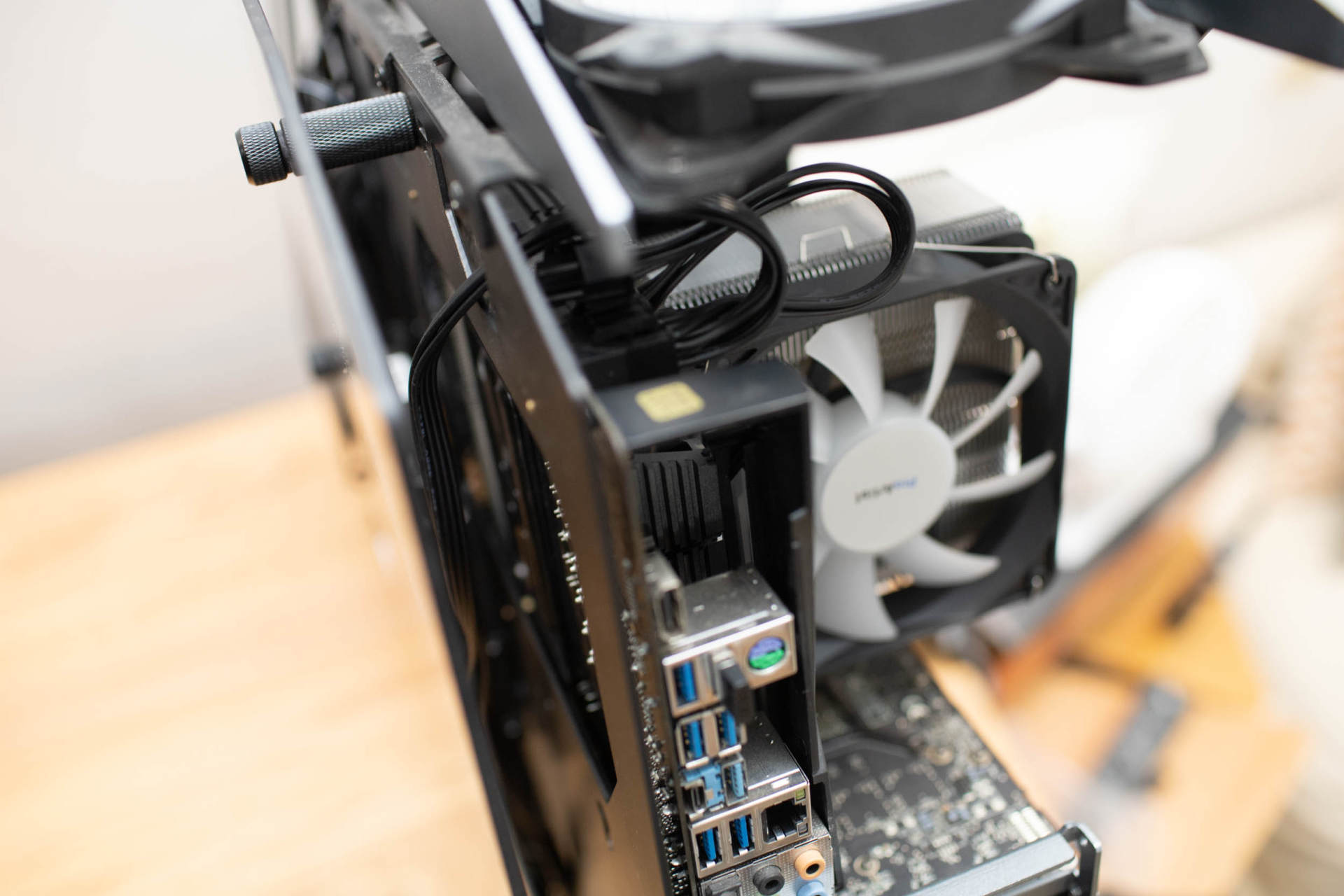 安钛克电源怎么保修_安钛克NE850W电源 850W金牌电源 7年换新