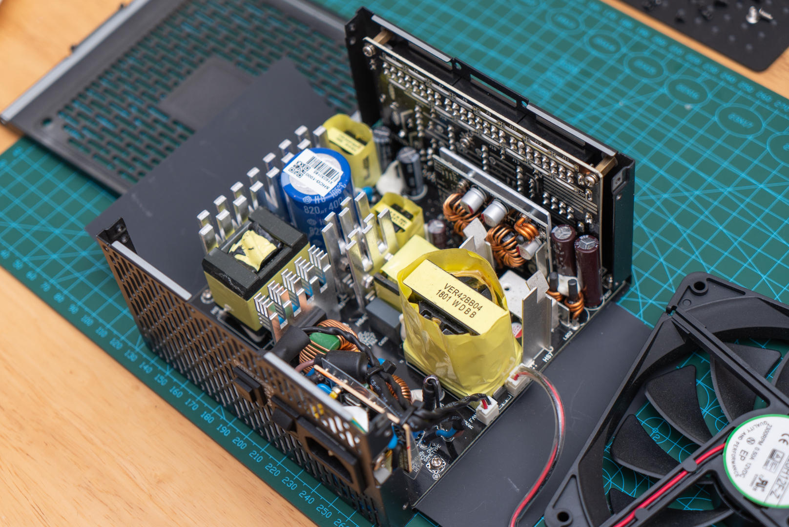 安钛克电源怎么保修_高端金牌全模组电源_安钛克HCG-X1000电源评测