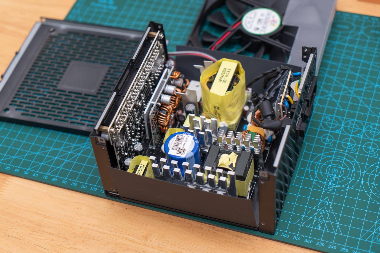 安钛克HCG-X1000电源评测_高端金牌全模组电源_安钛克电源怎么保修