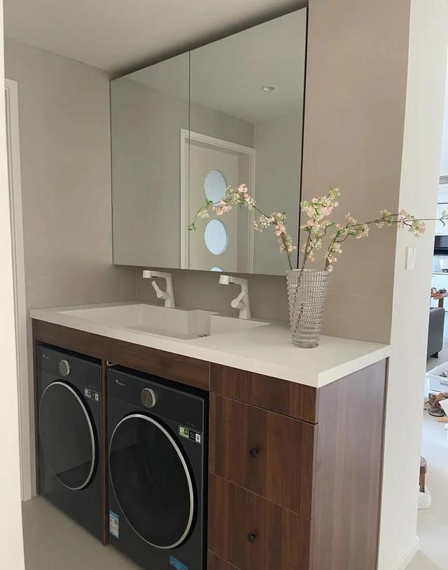 独立洗衣房方案_阳台洗衣机_洗衣机 阳台 卫生间