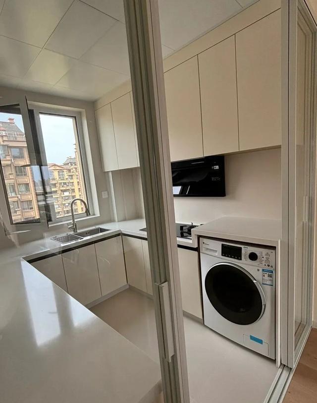 阳台洗衣机_洗衣机 阳台 卫生间_独立洗衣房方案