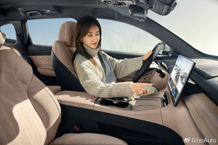 奇瑞v6报价_奇瑞风云T8混动系统_奇瑞风云T8购车权益