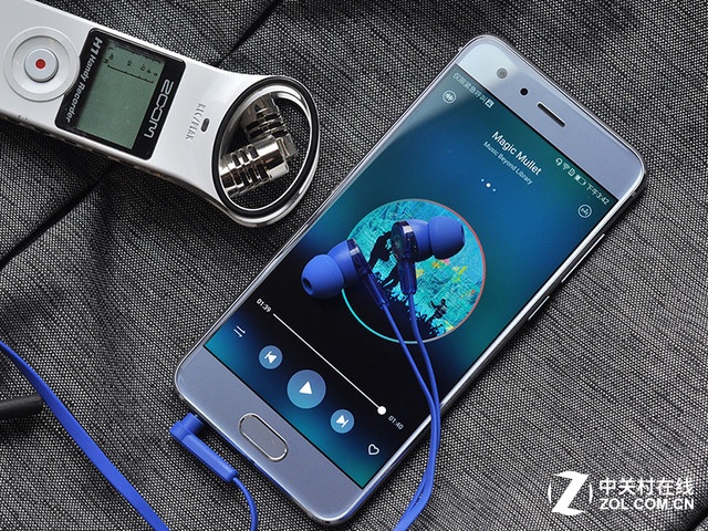 ZOL手机沸点榜TOP 8 苹果霸屏小米倒数