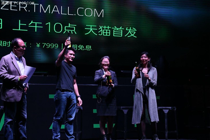 雷蛇灵刃美国售价_Razer Blade Stealth灵刃潜行版 4K UHD显示屏 100% Adobe RGB色域_Razer Blade Stealth灵刃潜行版 1.31厘米厚度 12.5英寸触控屏