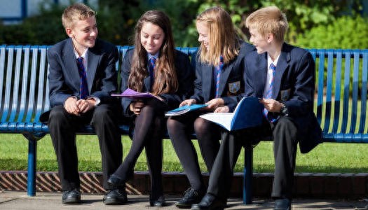 出国留学费用高昂_到英国留学一年的费用_英国留学费用多少