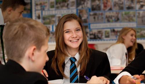 出国留学费用高昂_英国留学费用多少_到英国留学一年的费用