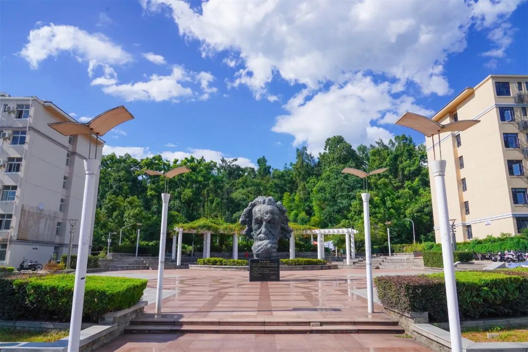 华中科技大学东校区_华中科技大学寒假服务指南_华科寒假时间安排