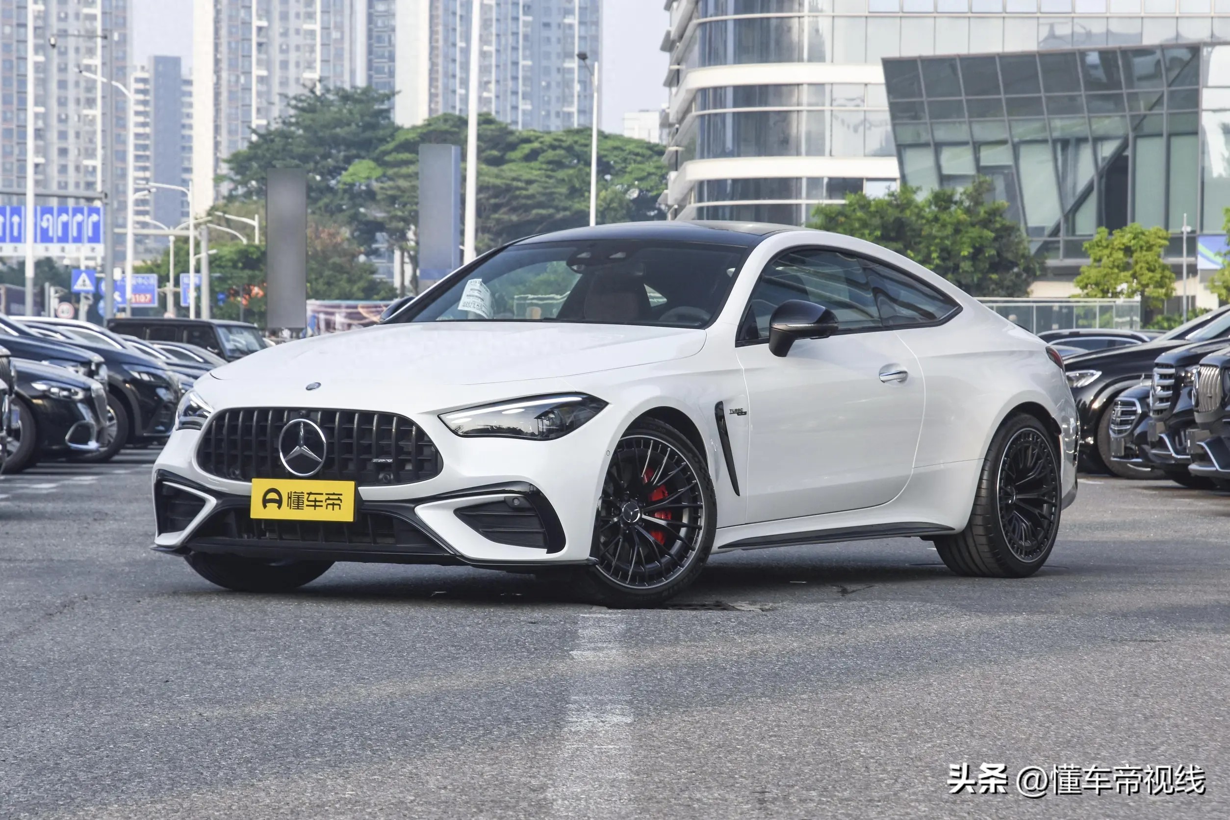 梅赛德斯-AMG CLE 53 Coupe 外观内饰设计 参数_2025奔驰ecoupe报价_梅赛德斯-AMG CLE 53 Coupe 上市价格 评测