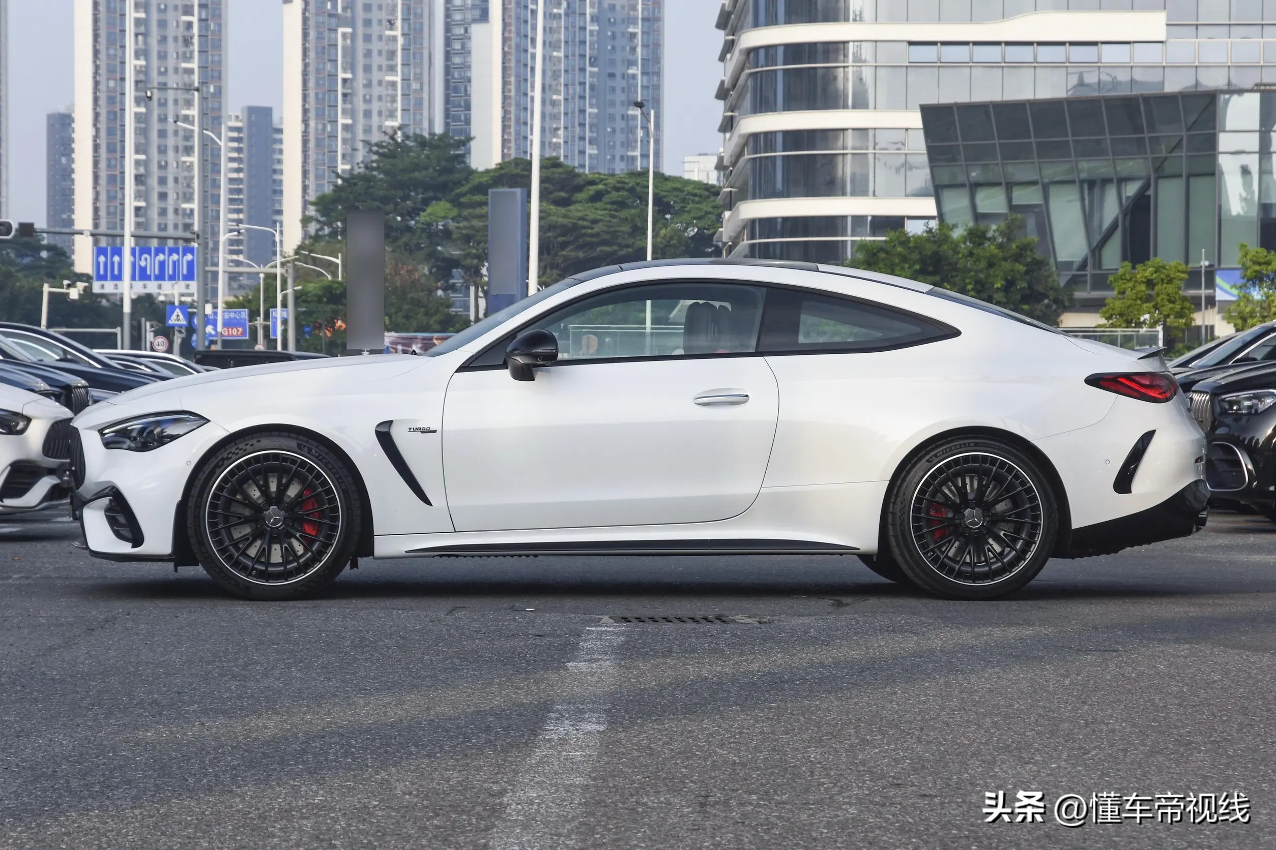 2025奔驰ecoupe报价_梅赛德斯-AMG CLE 53 Coupe 外观内饰设计 参数_梅赛德斯-AMG CLE 53 Coupe 上市价格 评测