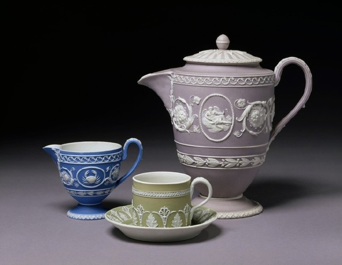 骨瓷装饰盘_韦奇伍德 陶瓷历史 红色陶土