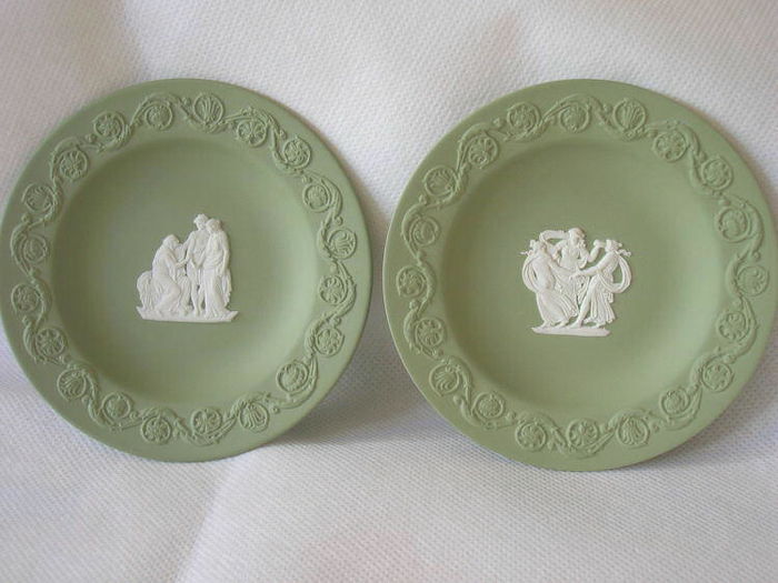 韦奇伍德 陶瓷历史 红色陶土_骨瓷装饰盘