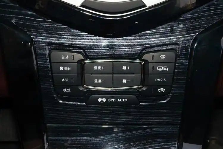 空调故障原因分析_手动与自动空调差异_a3自动空调修理