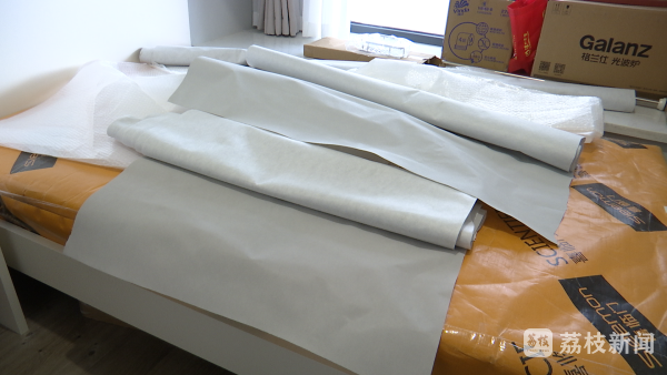 品牌商家售卖“三无”家具?商家承认把关不严并退货|解忧帮(图2) 定制家具厂家_家具无品牌信息_商家提供不出合法手续