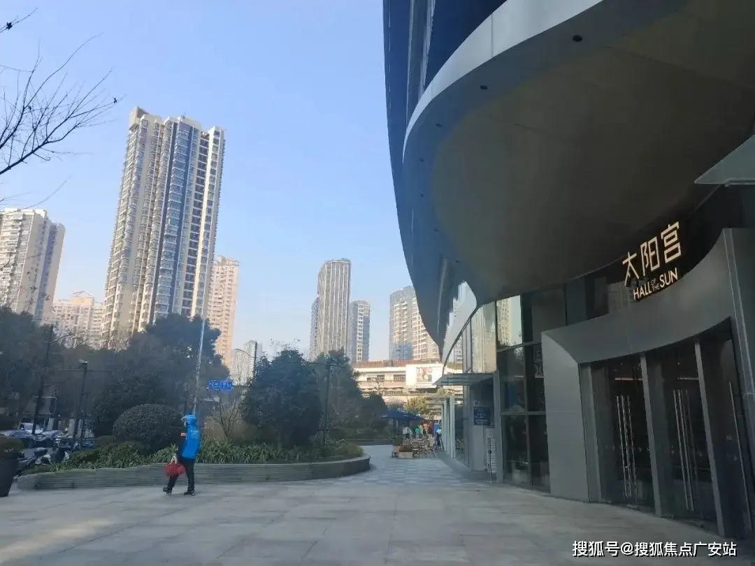 装饰床头背景墙_床头装饰背景墙图片_床头背景墙装修效床头