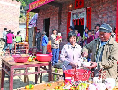 别了危房,住上新屋,生活更有劲了!(图1) 高州市贫困户危房改造政策_茂名新房_茂名高州农村危房改造