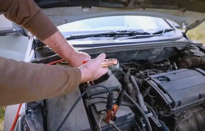 汽车蓄电池保养技巧_汽车蓄电池日常保养维护_蓄电池的维修保养