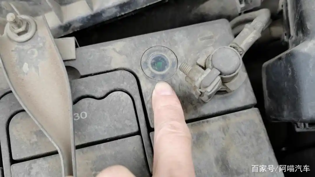 汽车蓄电池维护保养_免维护蓄电池保养方法_蓄电池的维修保养