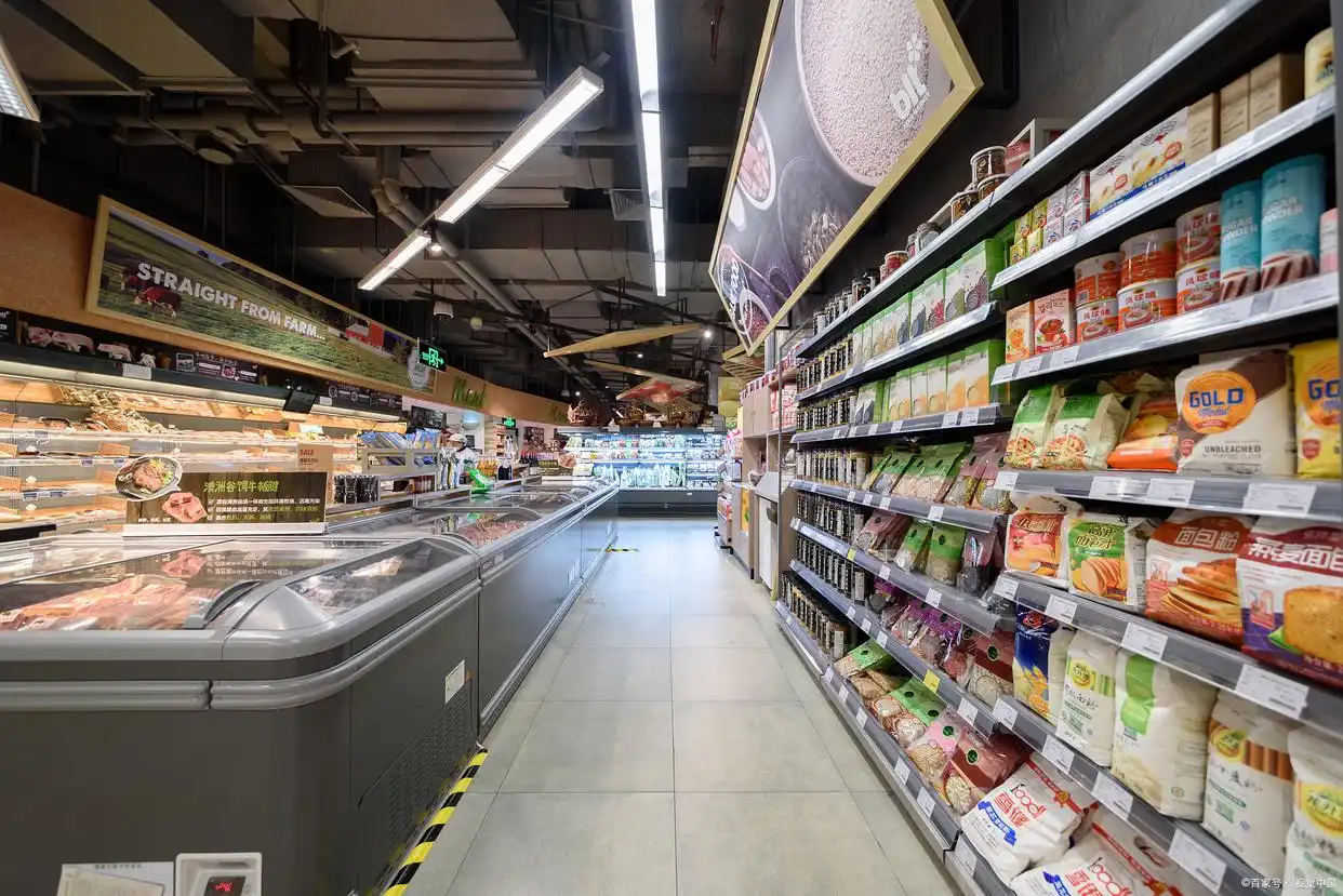 超市独家曝光!饱览惊艳效果图,让你仿佛置身其中!(图1) 超市入口设计亮点_超市装修效果图_即将开业超市内部装修效果图