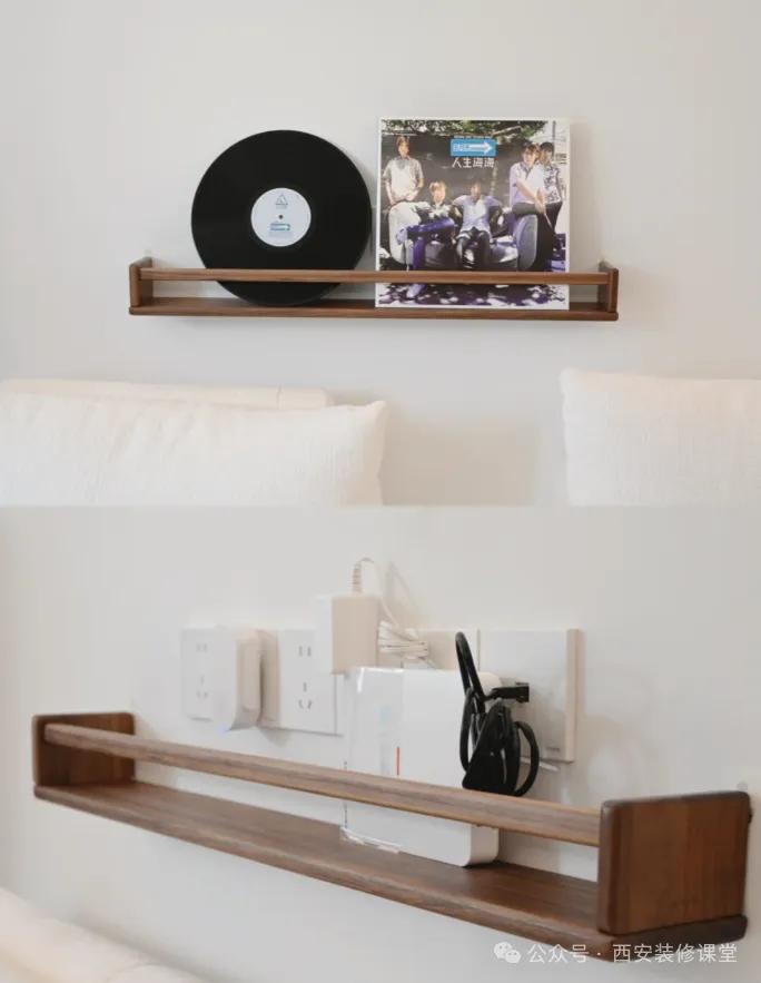 被这些遮丑小巧思惊艳到了!轻轻松松搞定家里丑角落(图29) 洞洞板遮丑神器_古典边框装饰_挂画遮丑技巧