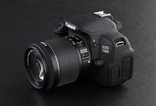 佳能700D