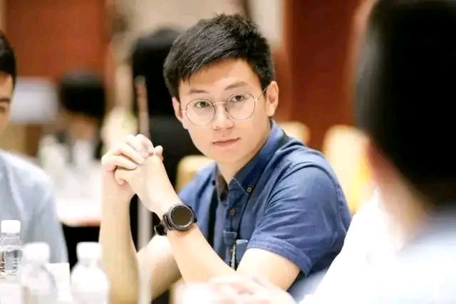 大学辅导员年收入曝光!网友:难怪名校博士生要去当辅导员了!(图1) 名校博士生当辅导员原因_高校辅导员 薪水_大学辅导员收入