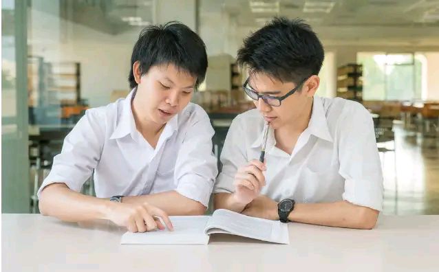 大学辅导员年收入曝光!网友:难怪名校博士生要去当辅导员了!(图7) 大学辅导员收入_名校博士生当辅导员原因_高校辅导员 薪水