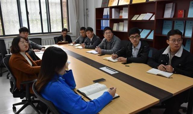 高校辅导员 薪水_大学辅导员年薪待遇_985博士应聘大学辅导员