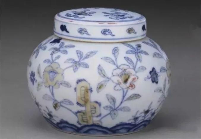 瓷器投资价格差异_玉柏陶瓷有收藏价值吗_瓷器收藏数量优势