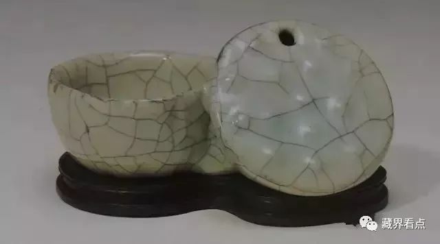 瓷器投资价格差异_瓷器收藏数量优势_玉柏陶瓷有收藏价值吗