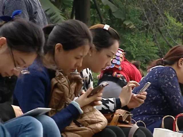 充气蹦蹦床的价钱_充气城堡安全风险_充气城堡固定装置