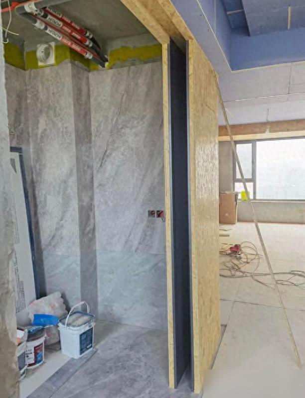 下次装修,厨房再也不用推拉门了,学人家装口袋门,真的太聪明了(图1) 厨房做移门,门套多宽_卫生间口袋门安装_厨房口袋门设计