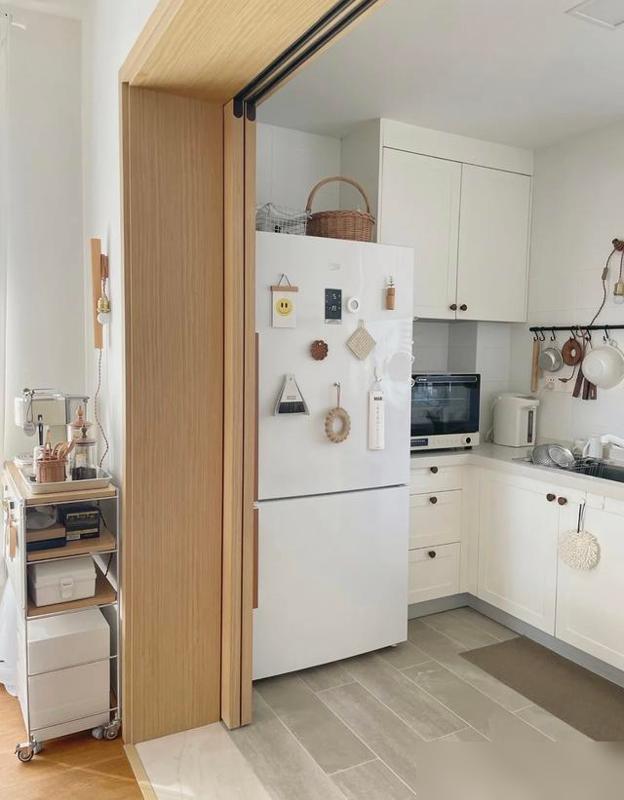 下次装修,厨房再也不用推拉门了,学人家装口袋门,真的太聪明了(图10) 卫生间口袋门安装_厨房口袋门设计_厨房做移门,门套多宽