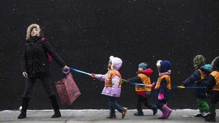 早教工资和幼师哪个高_幼师薪资待遇_幼教教师缺口