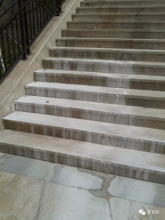 石材泛碱该怎么破?这里有高招(图3) 石材泛碱预防方法_石材 瓷砖 保养_石材返碱原因