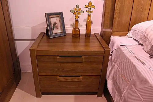 导购：特价热卖周康弗尔实木卧房家具四款荐